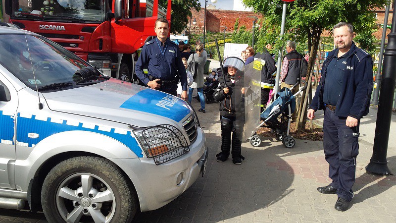 Elbląg, Policjanci i Dzień Dziecka Elbląg, Policjanci i Dzień Dziecka