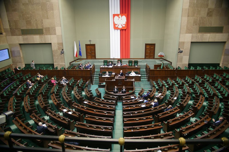 Elbląg, Posłowie chętniej się zapożyczają