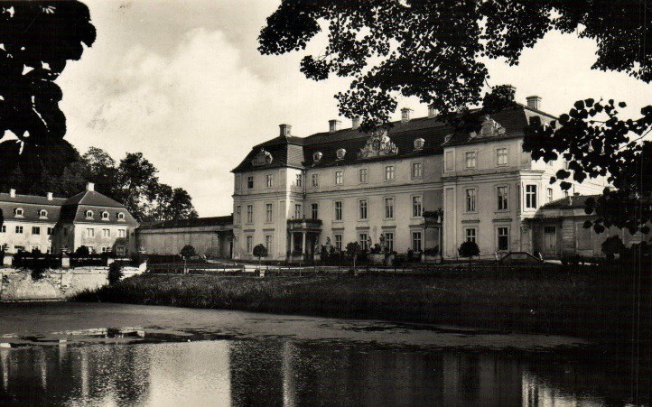 Elbląg, Pałac Dohnów w Słobitach k. Pasłęka przed 1945r.