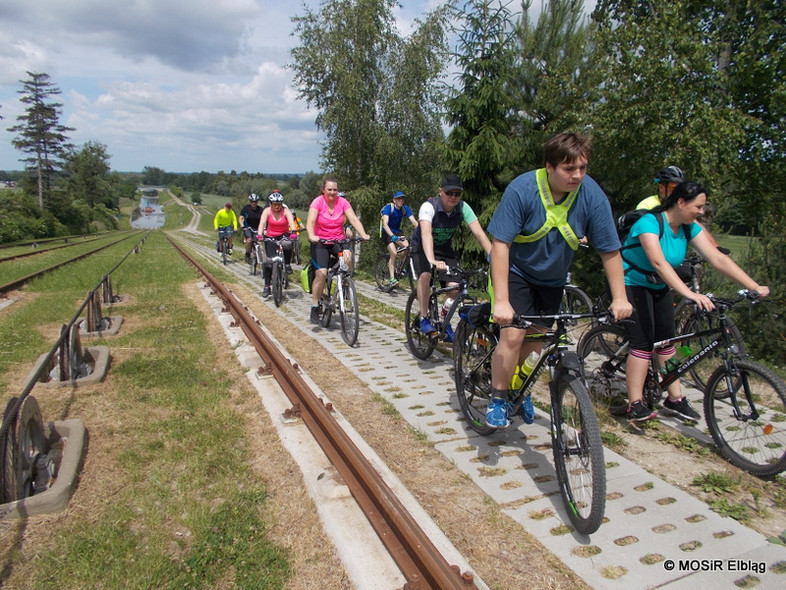 Elbląg, Rowerowe wyprawy nad Kanałem Elbląskim mają swój urok