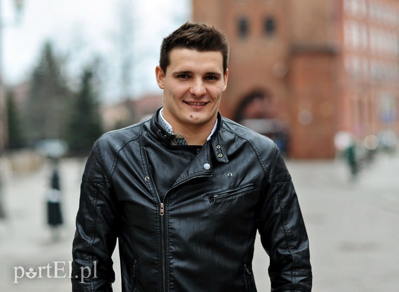 Elbląg, Sebastian Karaś został pierwszym człowiekiem na świecie, który przepłynął wpław Bałtyk Elbląg, Sebastian Karaś został pierwszym człowiekiem na świecie, który przepłynął wpław Bałtyk