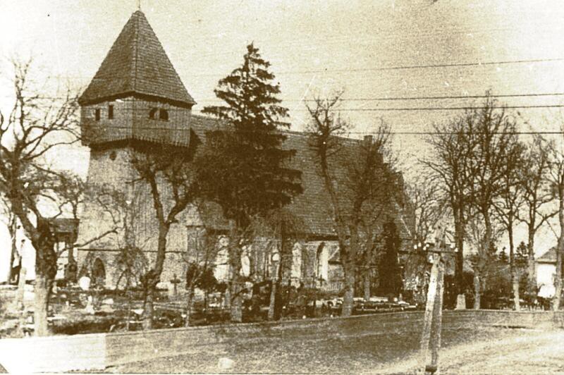Elbląg, Kościół w Kwietniewie przed wojną