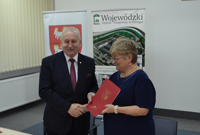 Elbląg, Umowę podpisali marszałek Gustaw Marek Brzezin i dyrektor szpitala Elżbieta Gelert