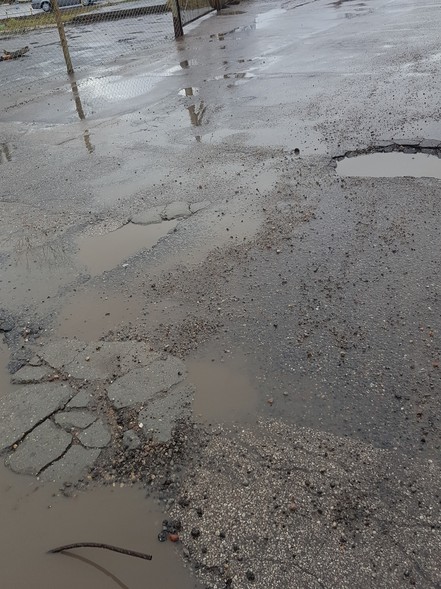 Elbląg, Dziury znikną latem (nasza interwencja) Elbląg, Dziury znikną latem (nasza interwencja)