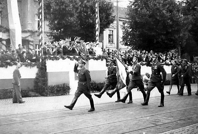 Elbląg, Defilada wojska polskiego na al. Grunwaldzkiej