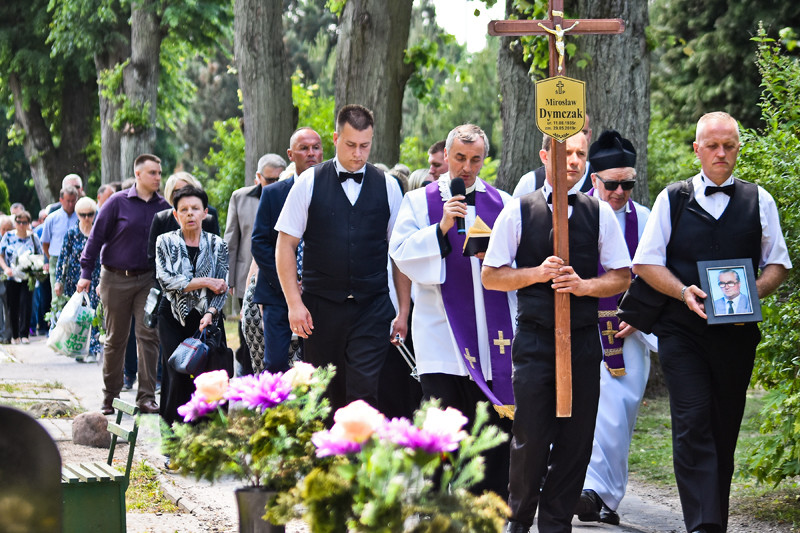 Elbląg, Mirosława Dymczaka pożegnała rodzina, przedstawiciele władz i znajomi Elbląg, Mirosława Dymczaka pożegnała rodzina, przedstawiciele władz i znajomi