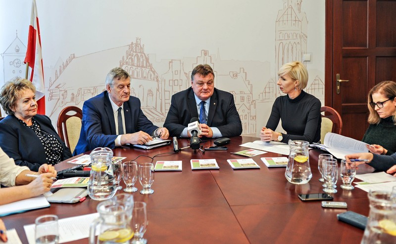 Elbląg, Na temat najnowszej akcji dotyczącej walki z cukrzycą mówiono dzisiaj na konferencji prasowej zwołanej przez prezydenta Elbląg, Na temat najnowszej akcji dotyczącej walki z cukrzycą mówiono dzisiaj na konferencji prasowej zwołanej przez prezydenta