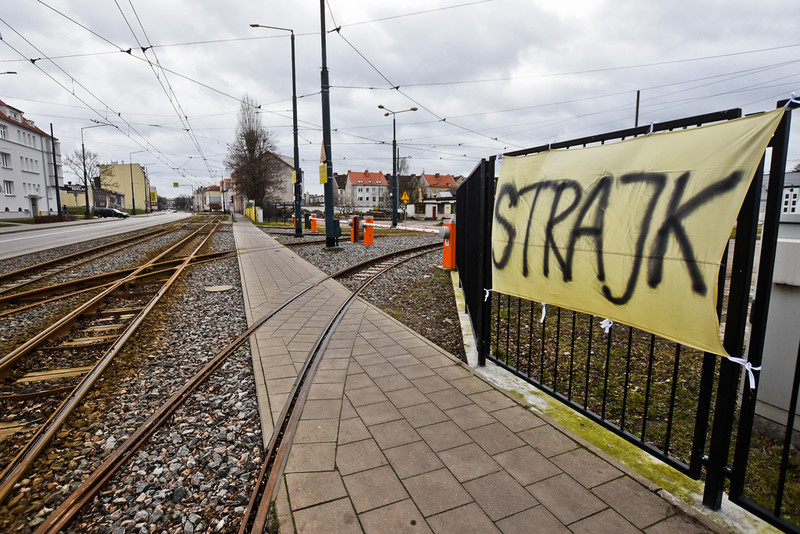 Elbląg, Przyszli, by wesprzeć strajkujących