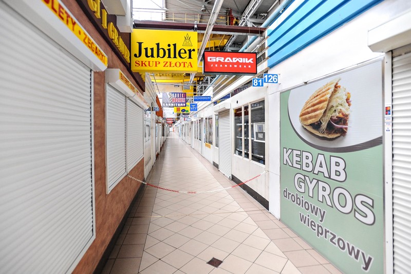 Elbląg, Boksy handlowe w Elzam Market pozostały zamknięte Elbląg, Boksy handlowe w Elzam Market pozostały zamknięte