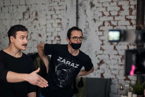 Elbląg, Przy pracy (zdjęcie z planu "Lokalu zamkniętego") Elbląg, Przy pracy (zdjęcie z planu "Lokalu zamkniętego")