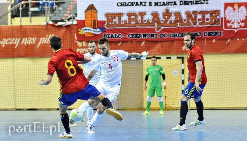 Elbląg, W 2017 r. futsalowa reprezentacja Polski w meczu z Hiszpanią zapewniła sobie awans do baraży o ME Elbląg, W 2017 r. futsalowa reprezentacja Polski w meczu z Hiszpanią zapewniła sobie awans do baraży o ME