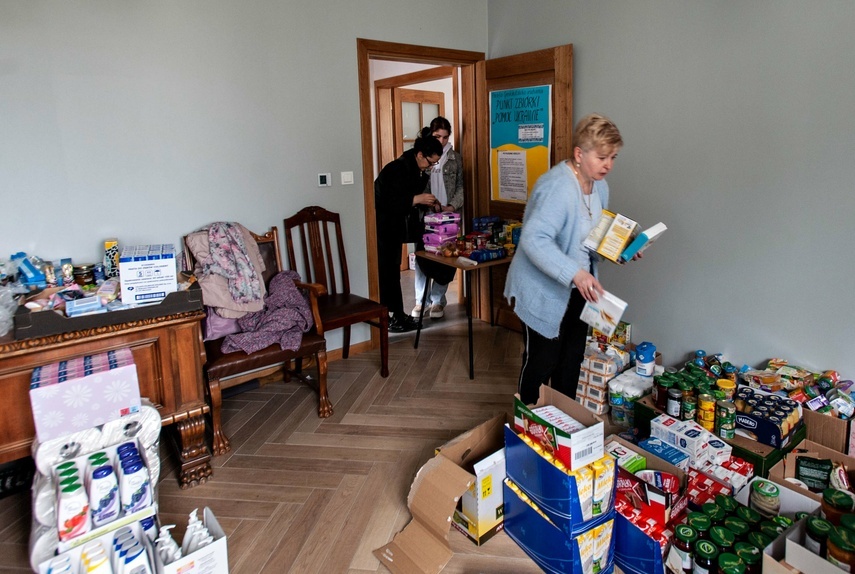 Elbląg, Punkt pomocowy przy cerkwi przy ul. Traugutta. Elbląg, Punkt pomocowy przy cerkwi przy ul. Traugutta.