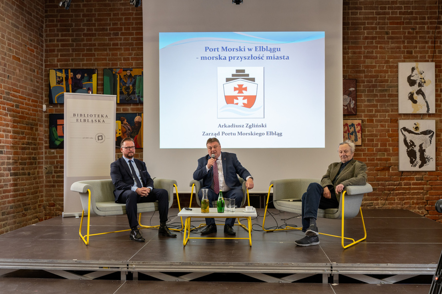 Elbląg, O porcie i jego przyszłości mówili (od lewej): Artur Zgliński, Witold Wróblewski i prof. Krzysztof Luks Elbląg, O porcie i jego przyszłości mówili (od lewej): Artur Zgliński, Witold Wróblewski i prof. Krzysztof Luks