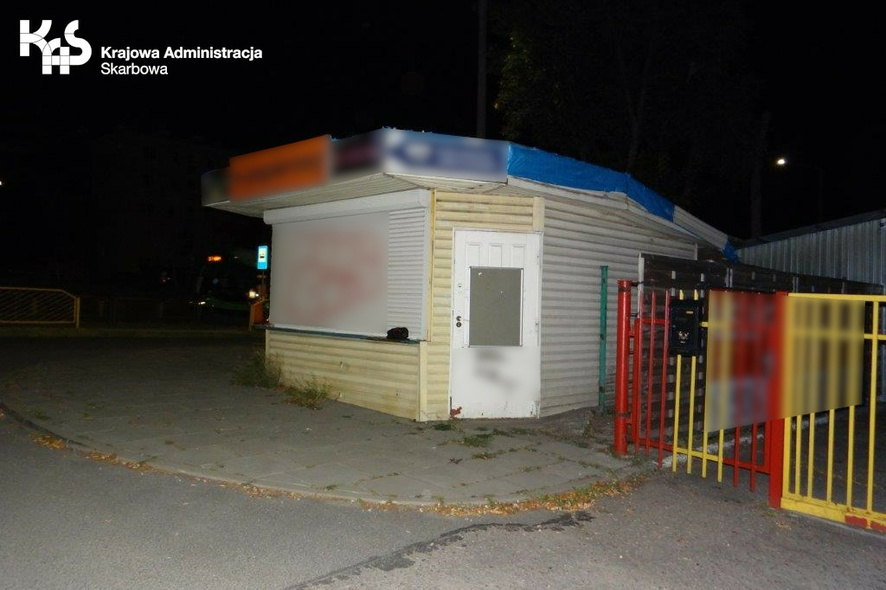 Elbląg, Zatrzymali automaty, środki odurzające i poszukiwanego Elbląg, Zatrzymali automaty, środki odurzające i poszukiwanego