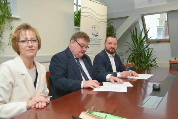 Elbląg, Elbląg w programach „Czyste powietrze” i „Ciepłe mieszkanie” Elbląg, Elbląg w programach „Czyste powietrze” i „Ciepłe mieszkanie”