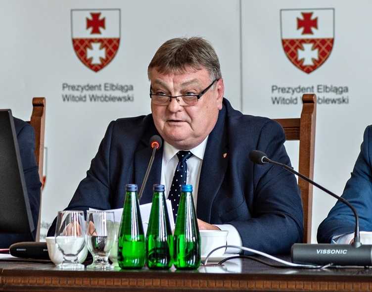 Elbląg, Prezydent z absolutorium i wotum zaufania, a sesja Rady Miejskiej ponownie pełna polityki Elbląg, Prezydent z absolutorium i wotum zaufania, a sesja Rady Miejskiej ponownie pełna polityki