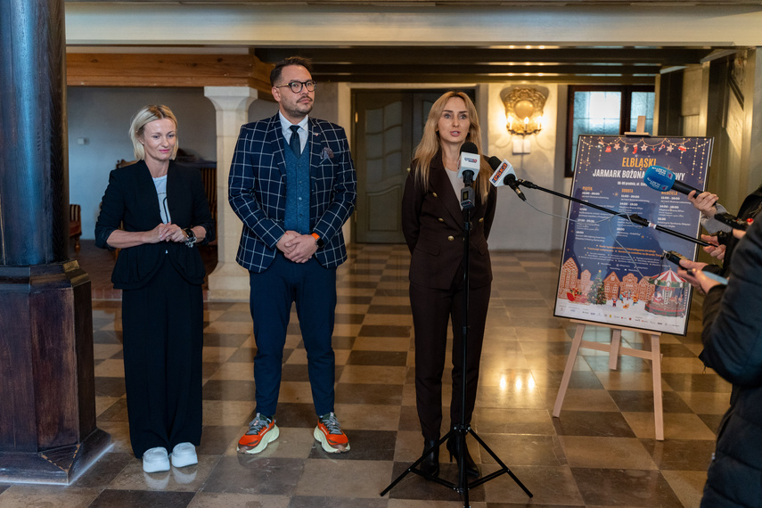 Elbląg, Od lewej Kamila Ośka, Piotr Kowal, Agata Prytupa. Elbląg, Od lewej Kamila Ośka, Piotr Kowal, Agata Prytupa.