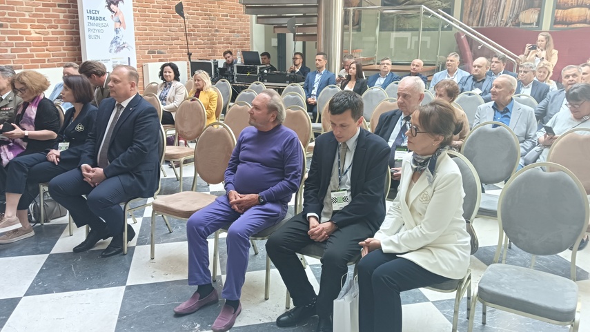 Elbląg, Dermatolodzy z całego kraju na zjeździe w Elblągu Elbląg, Dermatolodzy z całego kraju na zjeździe w Elblągu