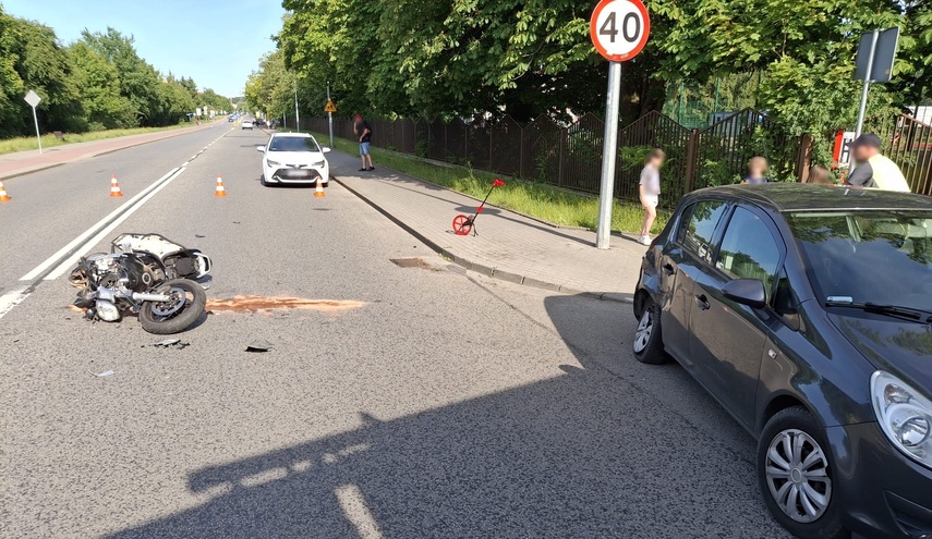 Elbląg, Zderzenie auta z motocyklem Elbląg, Zderzenie auta z motocyklem