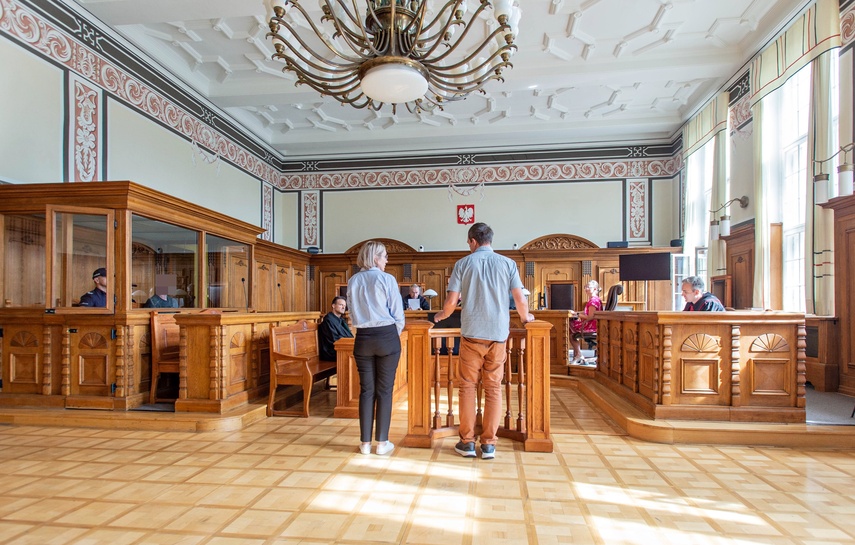 Elbląg, Proces trwał jeden dzień,
