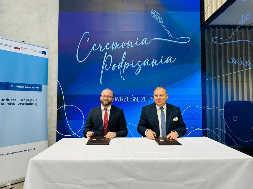 Elbląg, Dzisiaj prezydent Elbląga Michał Missan podpisał umowę z z Emrah Dal, wiceprezesem tureckiej firmy Elbląg, Dzisiaj prezydent Elbląga Michał Missan podpisał umowę z z Emrah Dal, wiceprezesem tureckiej firmy