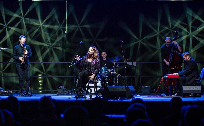 Elbląg, Koncert Moniki Kuszyńskiej z zespołem