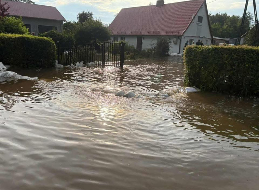 Elbląg, Zalania w Stegnach, gmina Pasłęk,