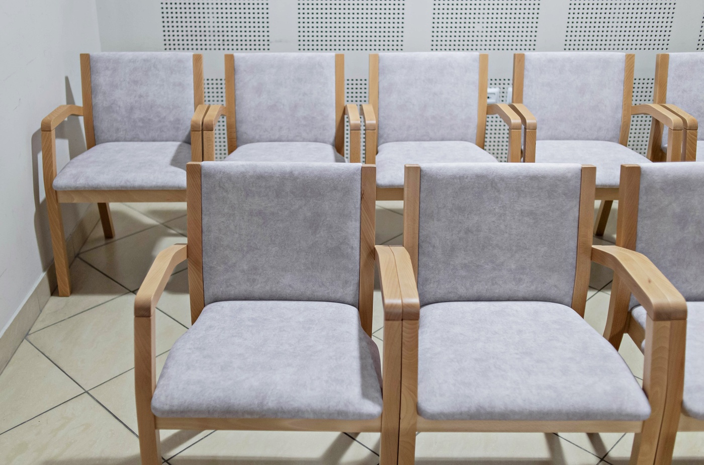 Elbląg, Nowe krzesła już stoją w sali koncertowej Ratusza Staromiejskiego