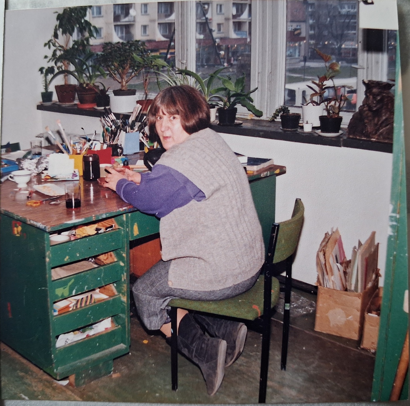 Elbląg, Bernadetta Krawczyk -instruktor w Pracowni Plastyki i Reklamy - Elbląski Ośrodek Kultury, lata 90' XX wieku