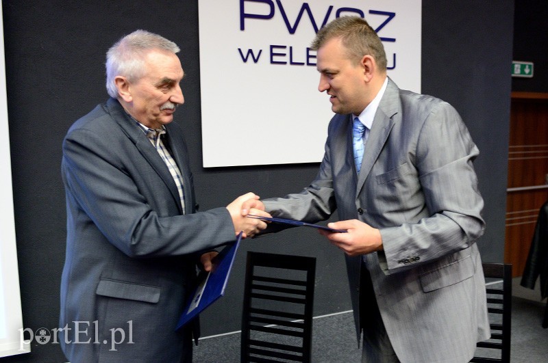 Elbląg, Na zdj. rektor PWSZ Zbigniew Walczyk i Tomasz Woźny Elbląg, Na zdj. rektor PWSZ Zbigniew Walczyk i Tomasz Woźny