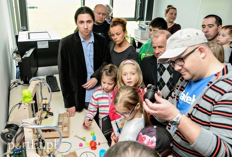 Elbląg, Pokaz drukarek 3D wzbudził zainteresowanie dużych i małych Elbląg, Pokaz drukarek 3D wzbudził zainteresowanie dużych i małych