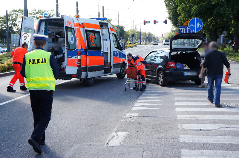 Elbląg, Grunwaldzka: potrącenie rowerzystki