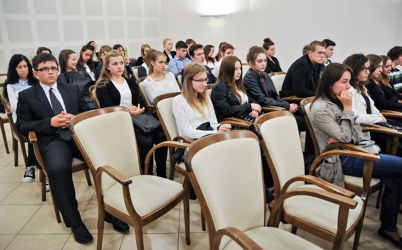 Elbląg, Konferencji przysłuchiwała się młodzież Elbląg, Konferencji przysłuchiwała się młodzież