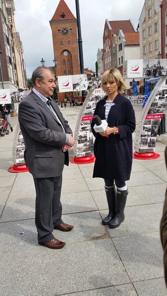 Elbląg, Prezydent Elbląga Jerzy Wilk i prowadząca program Marzena Sienkiewicz Elbląg, Prezydent Elbląga Jerzy Wilk i prowadząca program Marzena Sienkiewicz