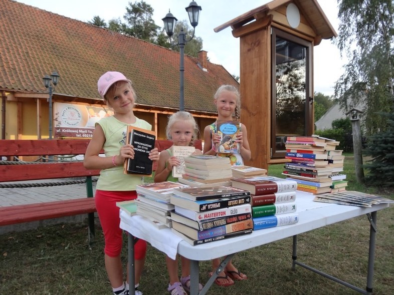 Elbląg, W Suchaczu jest już Mała Darmowa Biblioteka