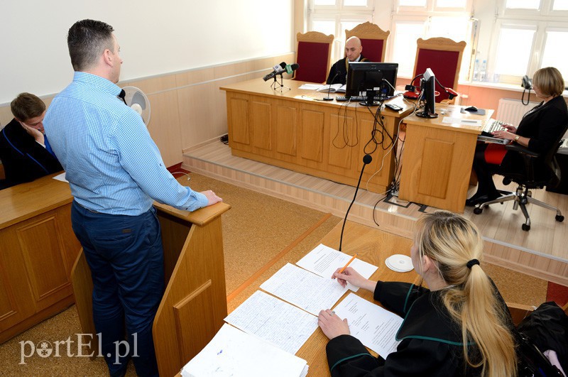 Elbląg, Dziś przed sądem odbyła się rozprawa z wniosku prezydenta Jerzego Wilka przeciwko Sebastianowi Bona-Kuchejdzie Elbląg, Dziś przed sądem odbyła się rozprawa z wniosku prezydenta Jerzego Wilka przeciwko Sebastianowi Bona-Kuchejdzie