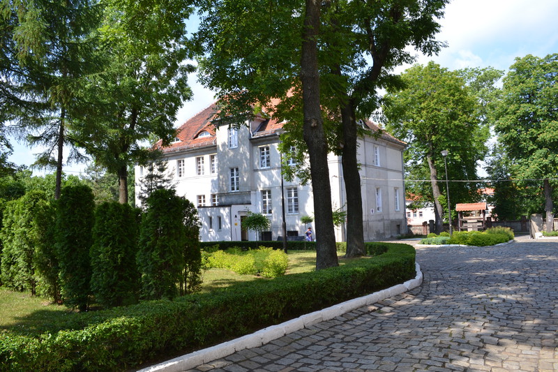 Elbląg, Jeden z budynków bursy szkolnej, dawniej koszary policyjne Elbląg, Jeden z budynków bursy szkolnej, dawniej koszary policyjne