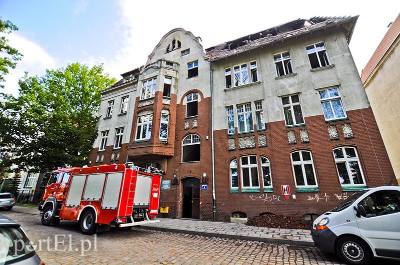 Elbląg, Pożar przy ul. Powstańców Warszawskich. Płonęła zabytkowa kamienica (aktualizacja)