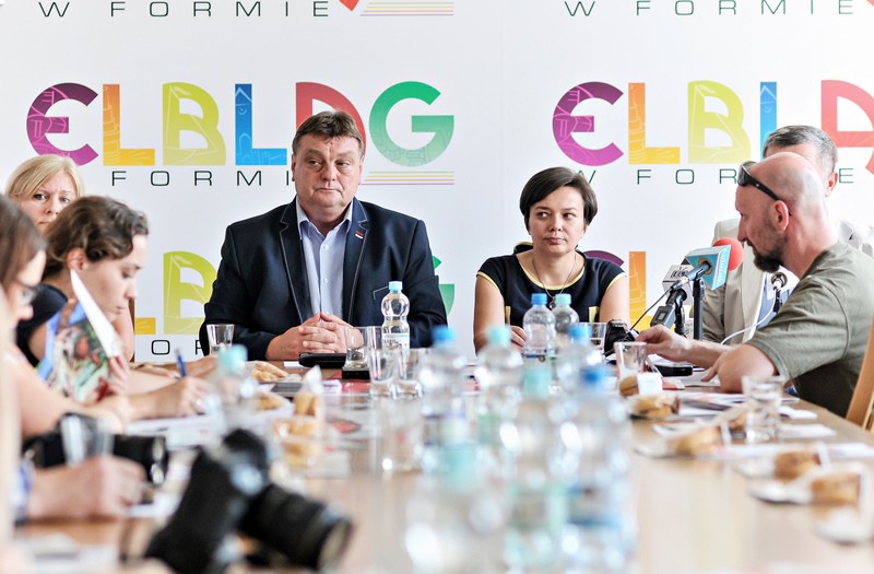 Elbląg, Prezydent Witold Wróblewski oraz urzędnicy mówili dziś dziennikarzom o Święcie Chleba