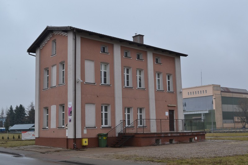 Elbląg, W tym budynku przed wojną mieścił się spichlerz Elbląg, W tym budynku przed wojną mieścił się spichlerz