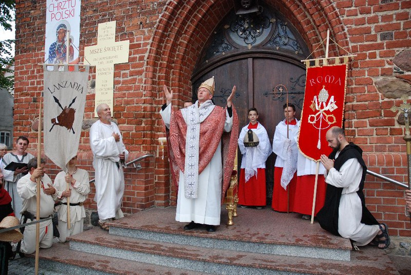 Elbląg, Lanzania przyjęła chrześcijaństwo