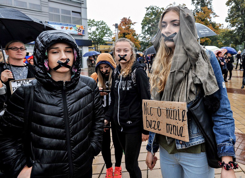 Elbląg, Milczący protest, głośny krzyk Elbląg, Milczący protest, głośny krzyk