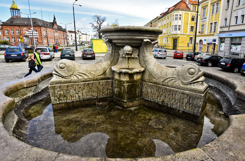 Elbląg, Fontanna na Placu Słowiańskim