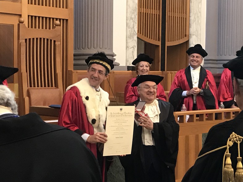 Elbląg, Uroczystość nadania tytułu doktora honoris causa uniwersytetu w Neapolu