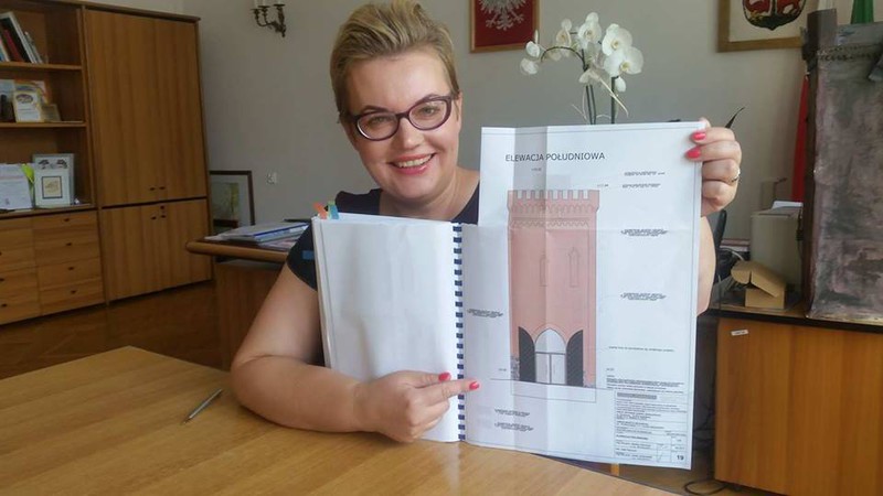 Elbląg, Monika Trzcińska pokazuje projekt modernizacji wieży