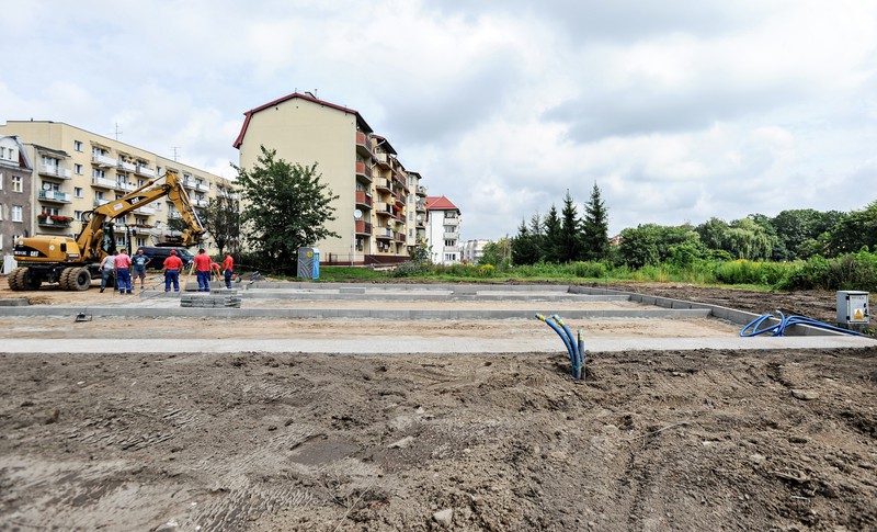 Elbląg, Zburzyli kamienicę, budują parking