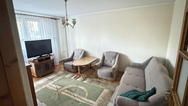 Elbląg 3-pokojowe mieszkanie 57m2 (kuchnia oddzielna) + piwnica