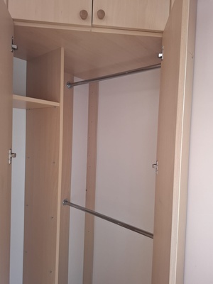 Elbląg Sprzedam szafę z nadstawką. Wysoka na około 210cm.