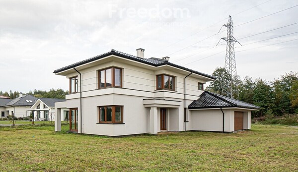 Elbląg FREEDOM NIERUCHOMOŚCISprzedam dom - Elbląg, Tarnopolska. Prezentuję na sprzedaż dom wybudowany w 2023 roku
