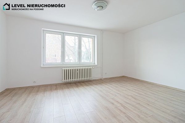 Elbląg LEVEL NIERUCHOMOŚCI&nbsp; Gotowa kawalerka na parterzeul. Szymanowskiego37.15m2&nbsp; &nbsp; NIERUCHOMOŚCI NA